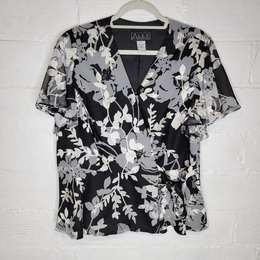 Alex Evenings Women's XL Jacket Black Silver Flowers Short Sleeve